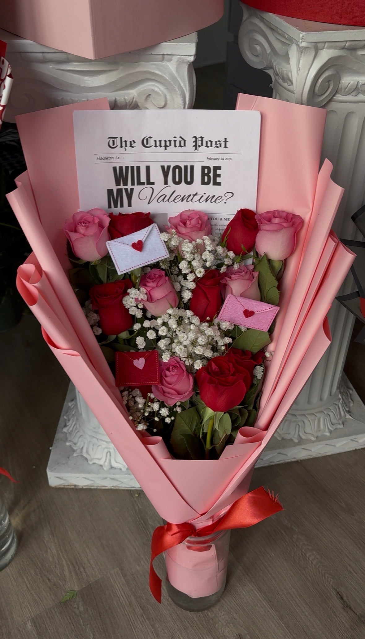 Valentines 12 flat bouquet