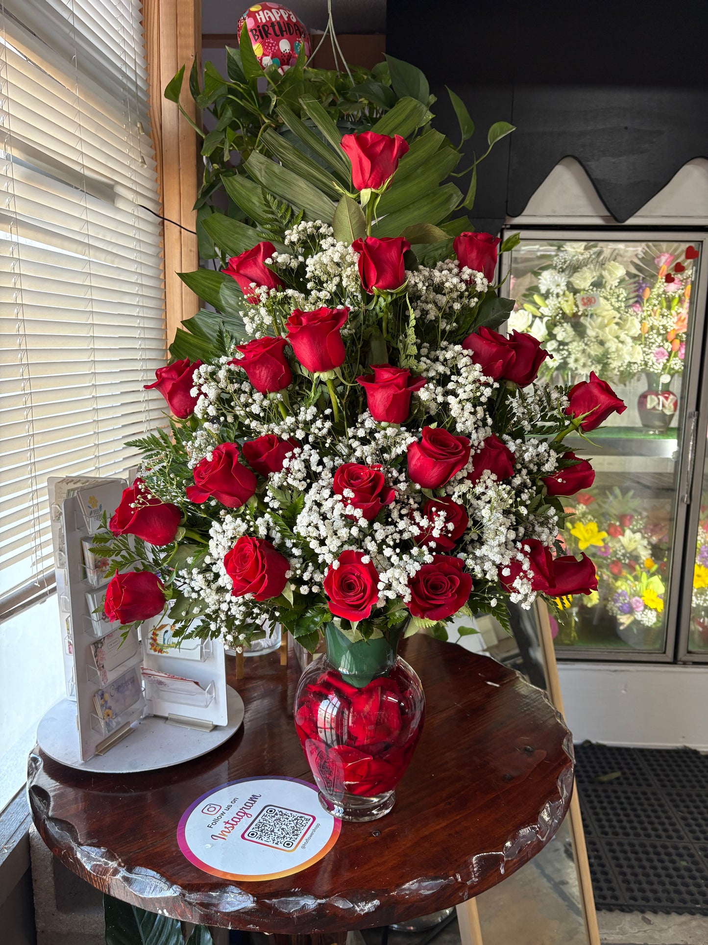 24 red roses vase arrangement