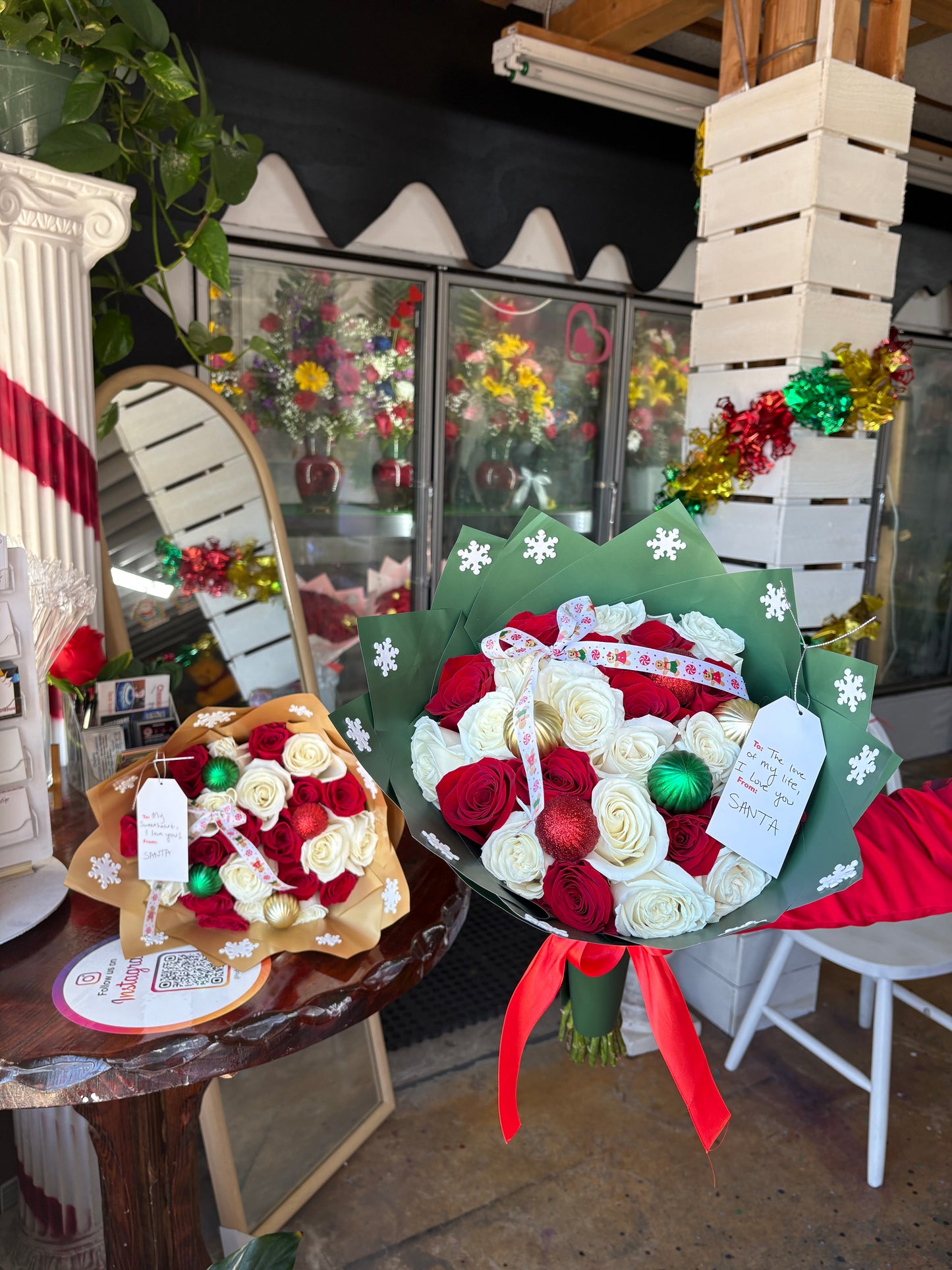 24 Green wrapping Christmas bouquet