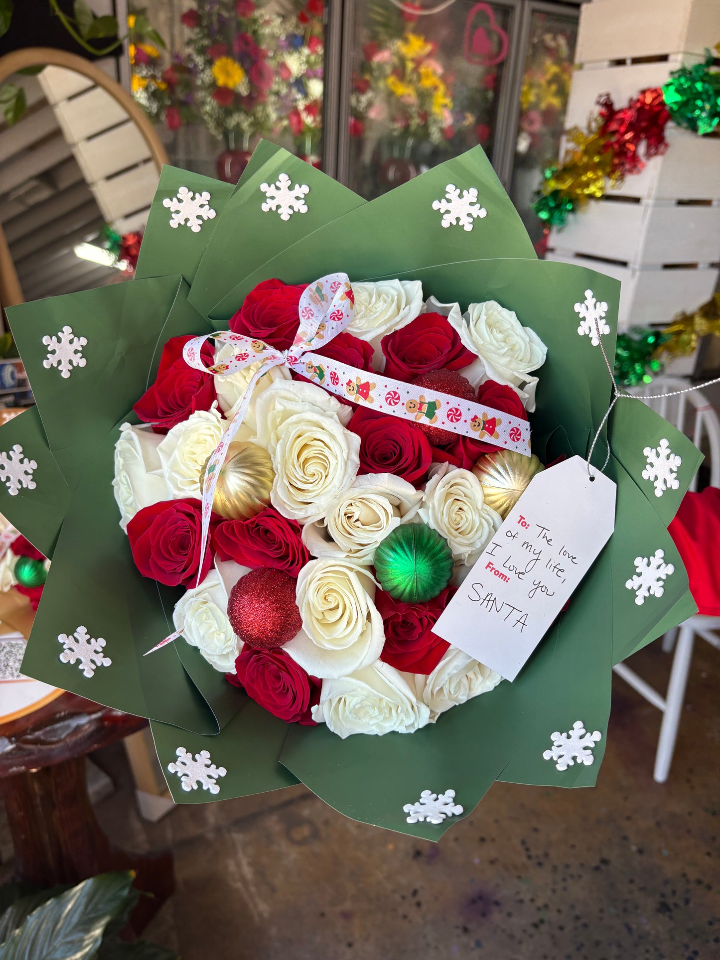 24 Green wrapping Christmas bouquet