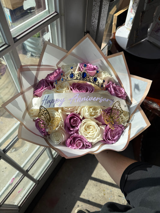 24 purple and white roses