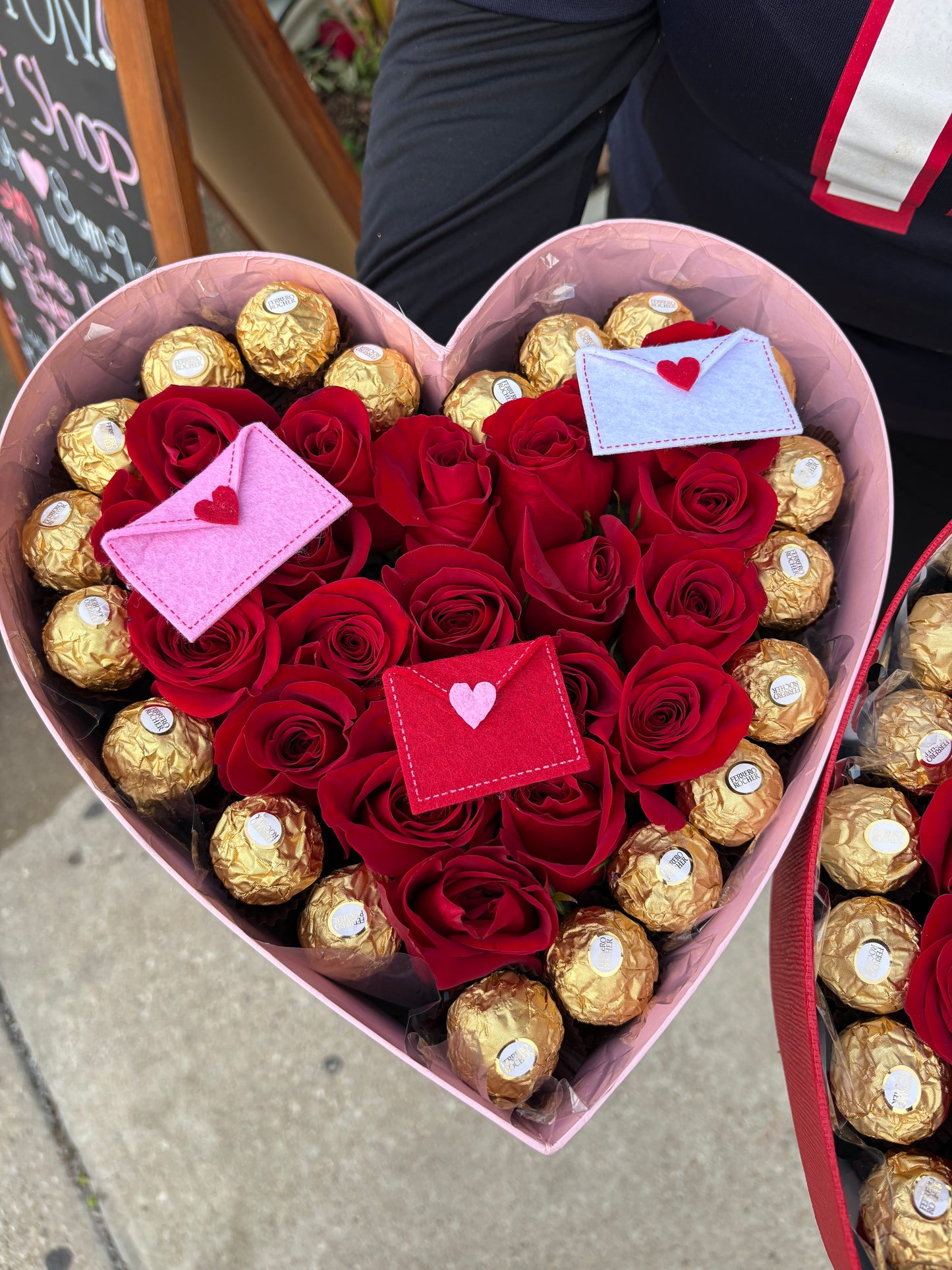 Pink medium heart box